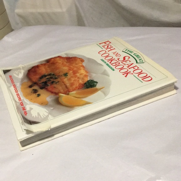 The great fish and seafood cookbook hardback color pics w dust over Vintage 1992 - Picture 7 of 17